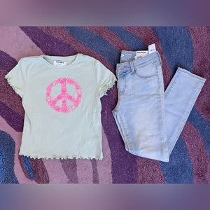 Old Navy Peace Sign T-shirt and Skinny Jeans Set